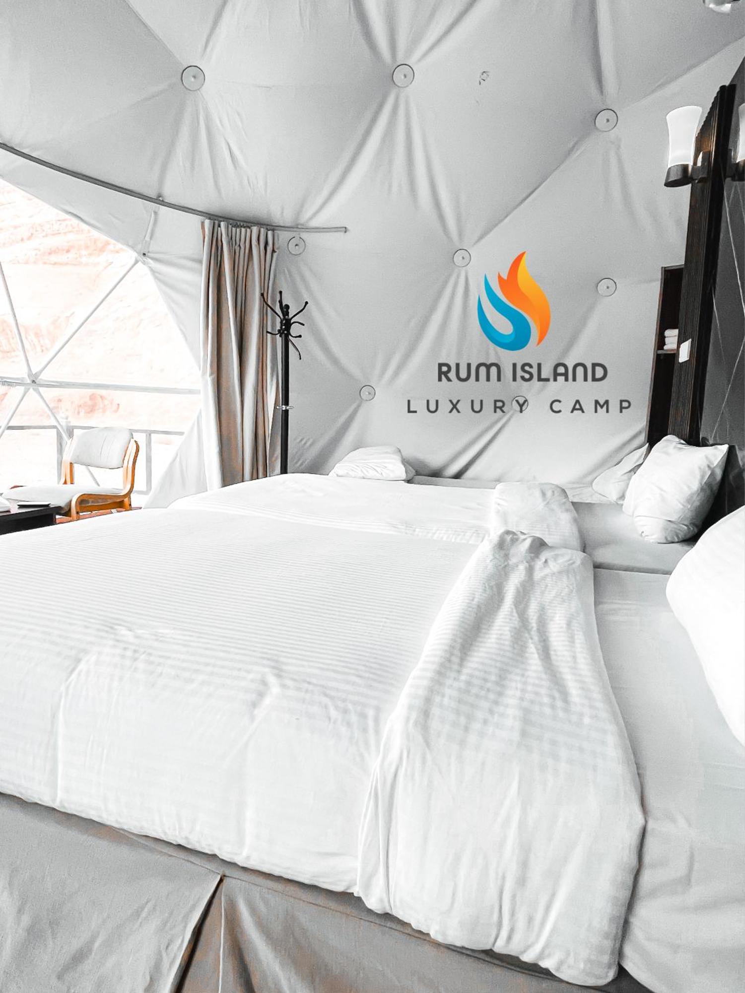 Rum Island Luxury Camp & Bubbles Hotel Wadi Rum Exterior photo