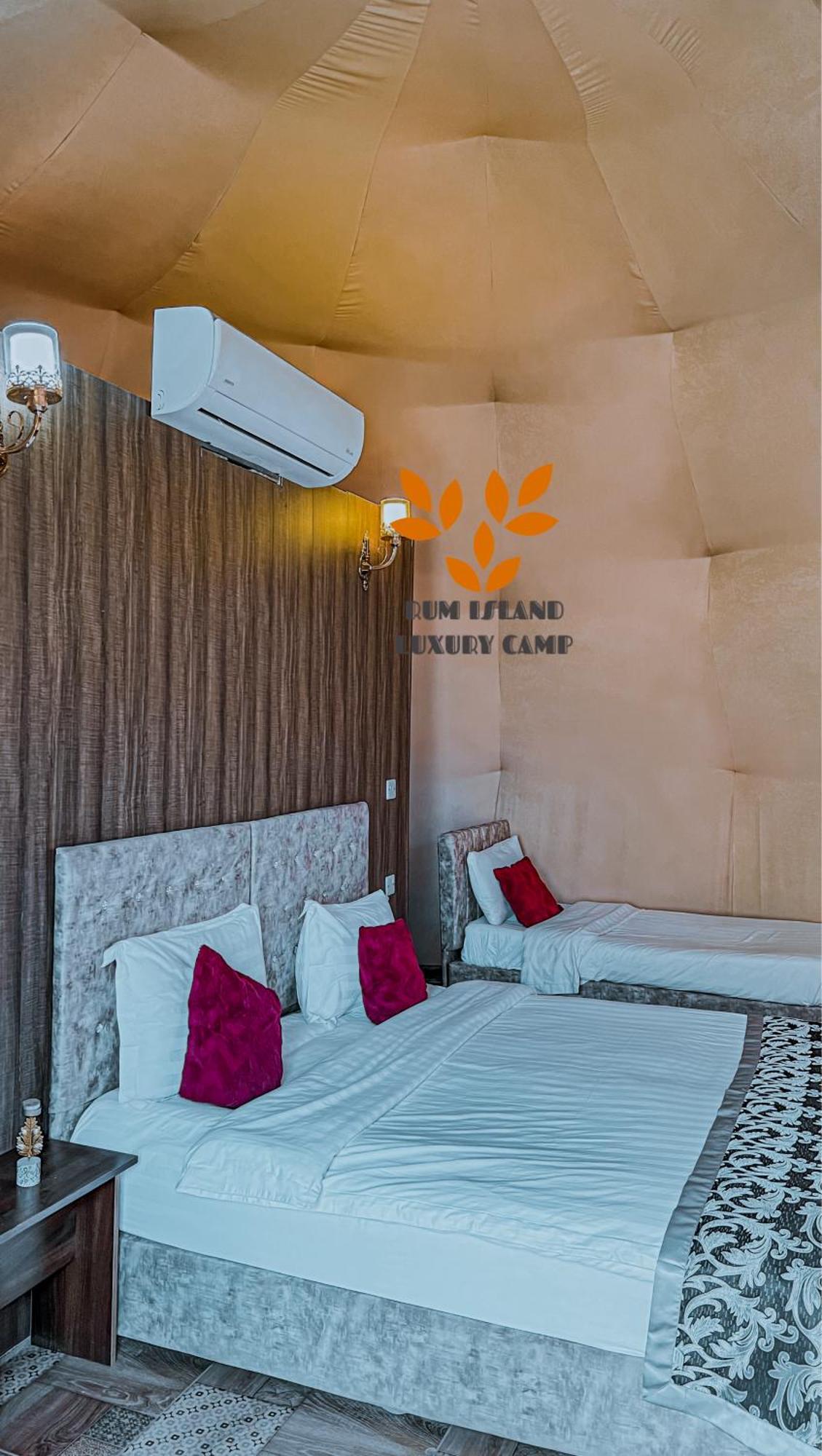 Rum Island Luxury Camp & Bubbles Hotel Wadi Rum Exterior photo